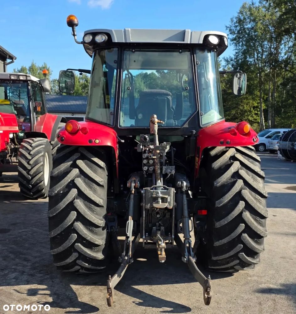 Massey Ferguson 5712 SL Dyna 4 - 15
