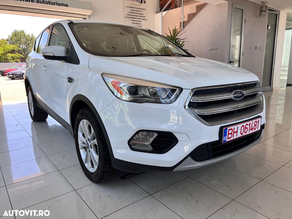 Ford Kuga - 1