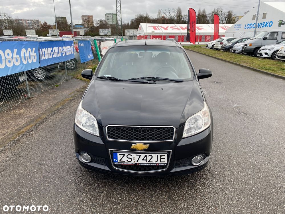 Chevrolet Aveo 1.2 - 8