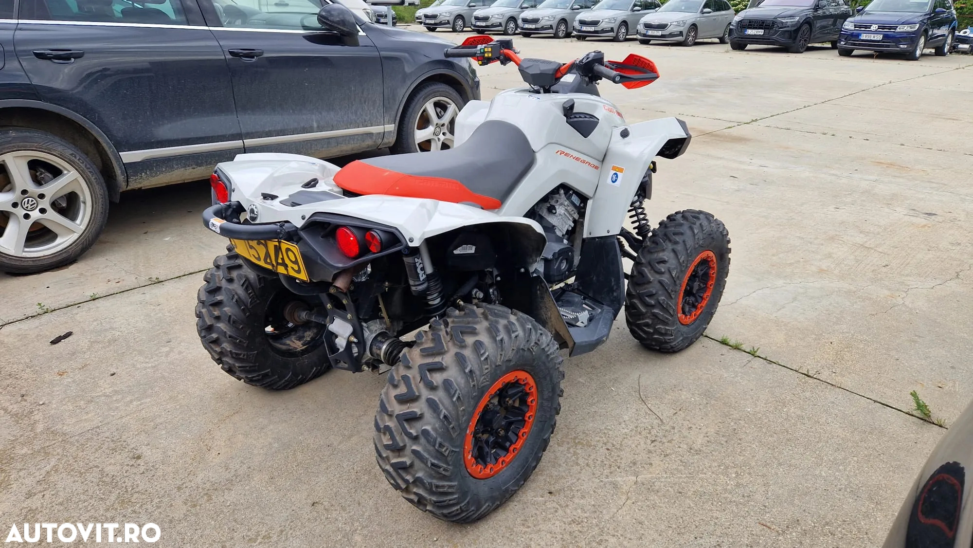 Can-Am Renegade - 4