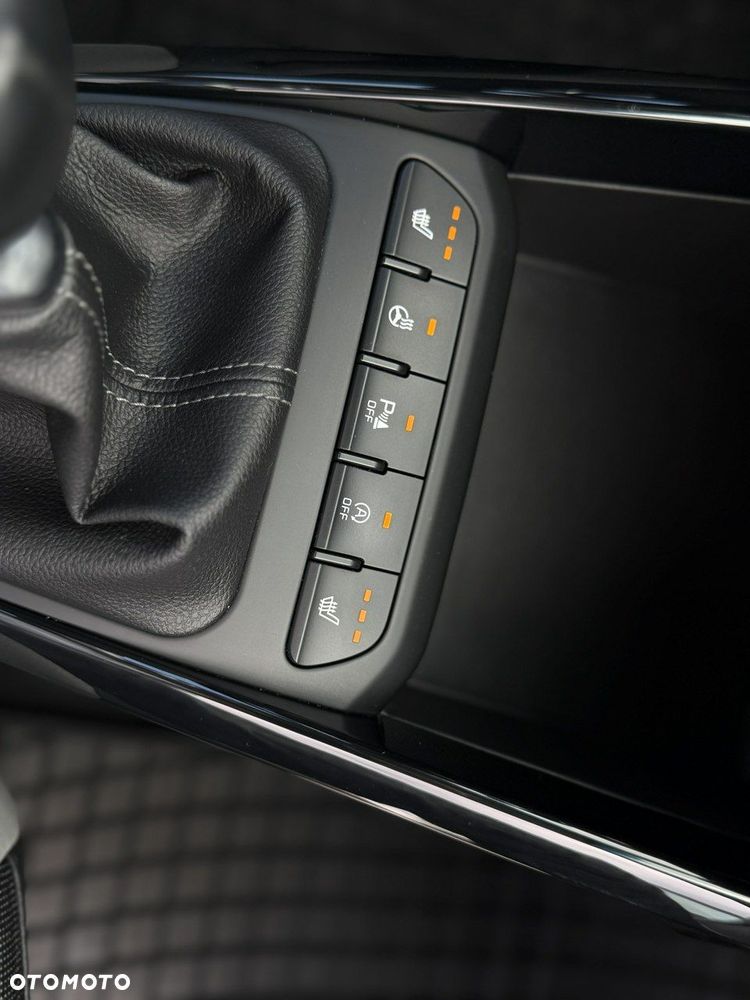 Kia Stonic - 21