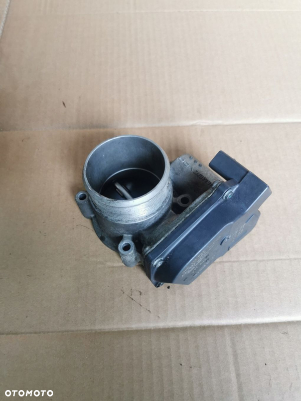 Przepustnica Audi A4 B8 A5 8T 2.0 TSI 06F133062J