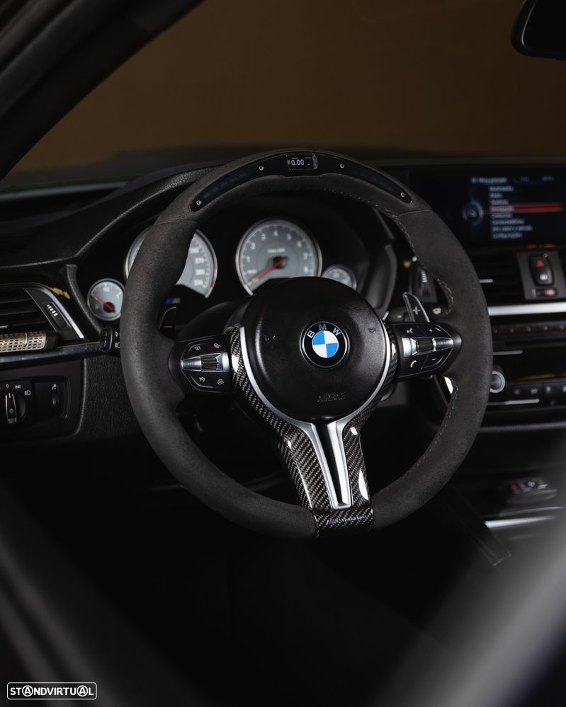 BMW M4 Coupe DKG - 17