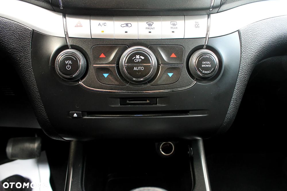 Fiat Freemont 2.0 Multijet 16V DPF Automatik Allrad Lounge - 28