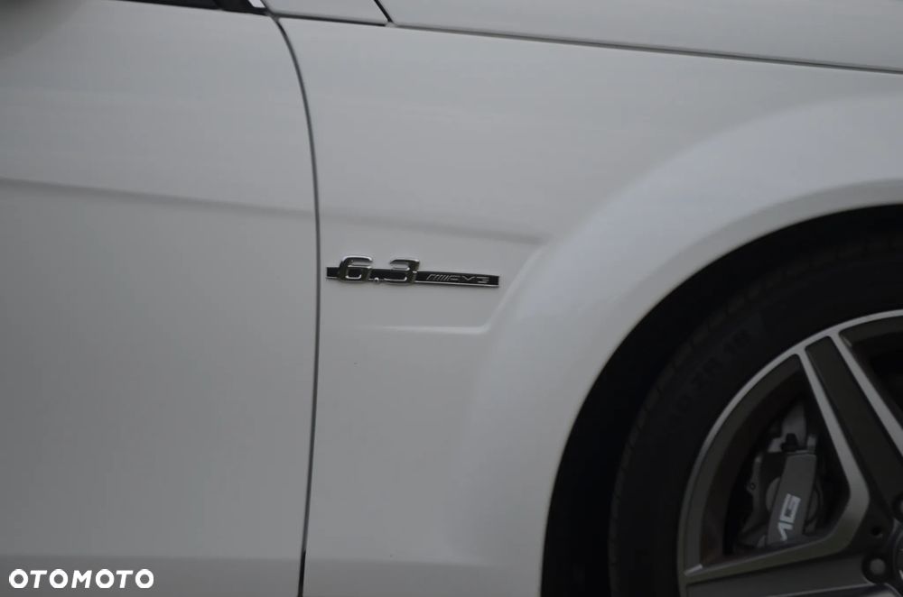 Mercedes-Benz Klasa C AMG 63 S AMG Speedshift MCT 9G - 23