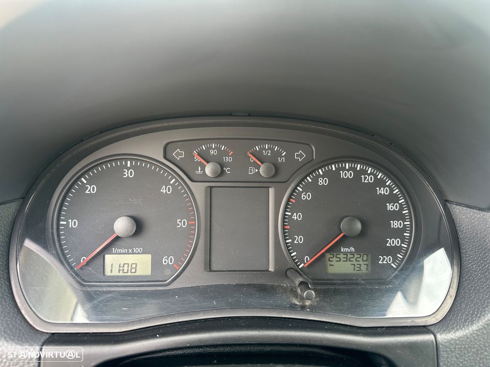 VW Polo 1.4 TDi Confortline - 23