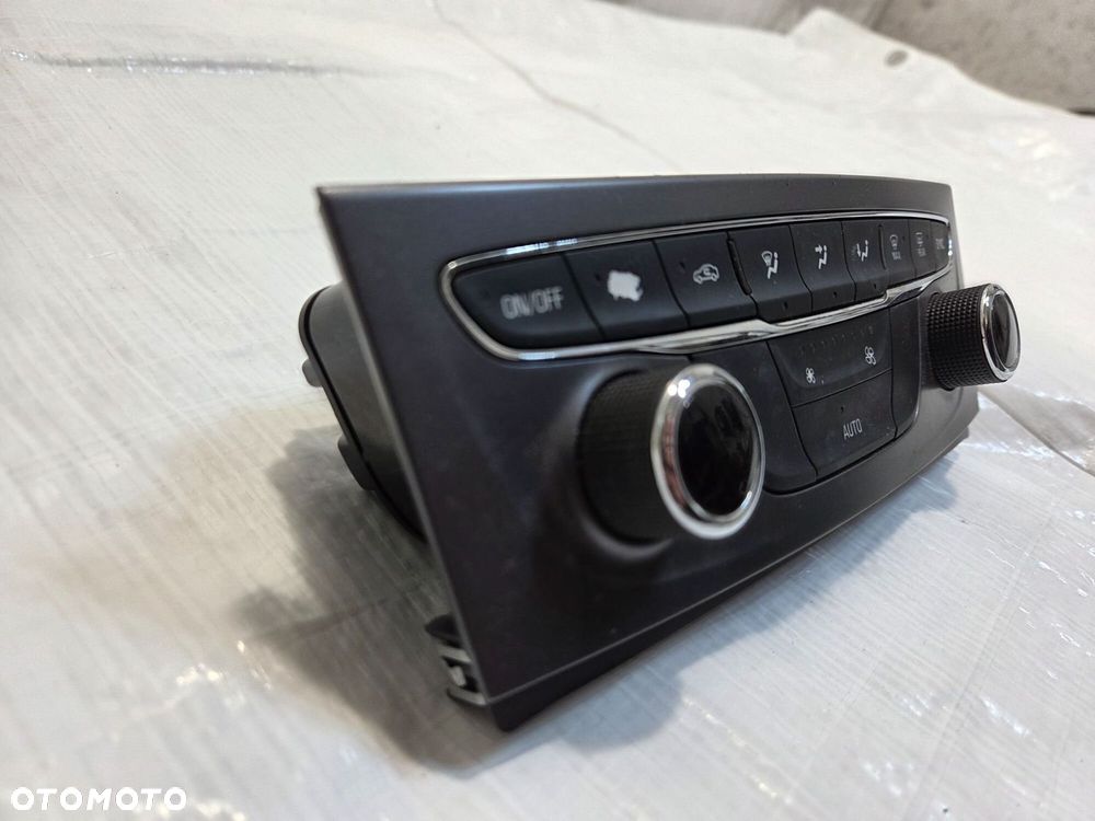 OPEL ASTRA V K 15- PANEL PRZEŁĄCZNIK KLIMATYZACJI NAWIEWU  39042441 - 2