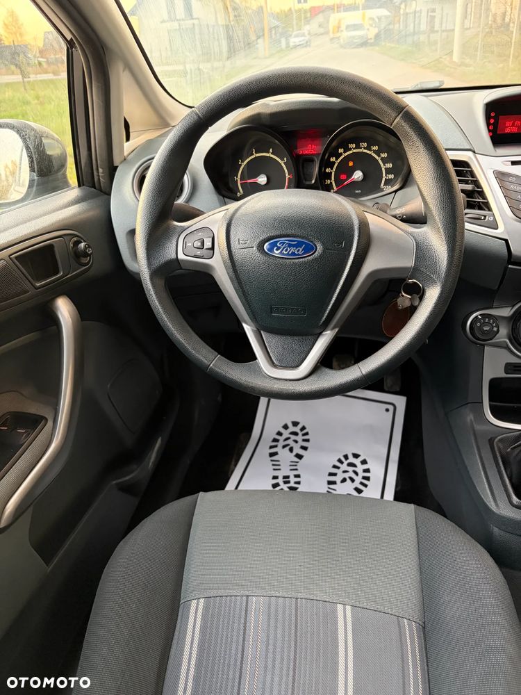 Ford Fiesta 1.25 Trend EU5 - 27