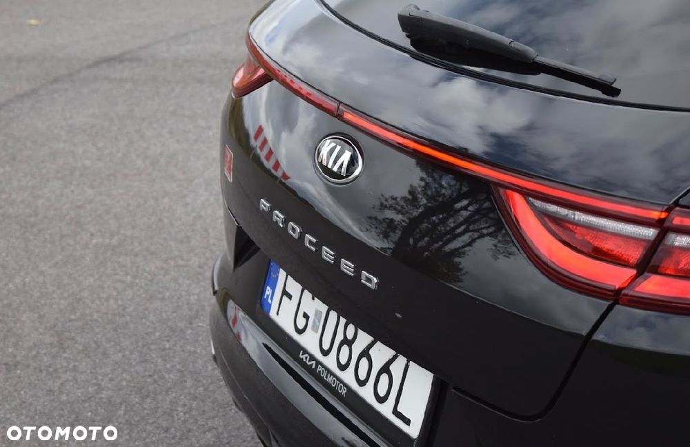 Kia ProCeed 1.6 T-GDI GT DCT - 20