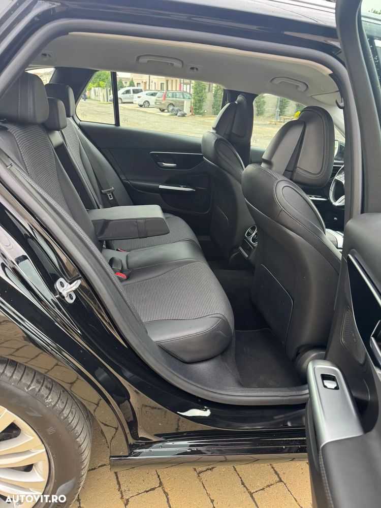 Mercedes-Benz C - 7
