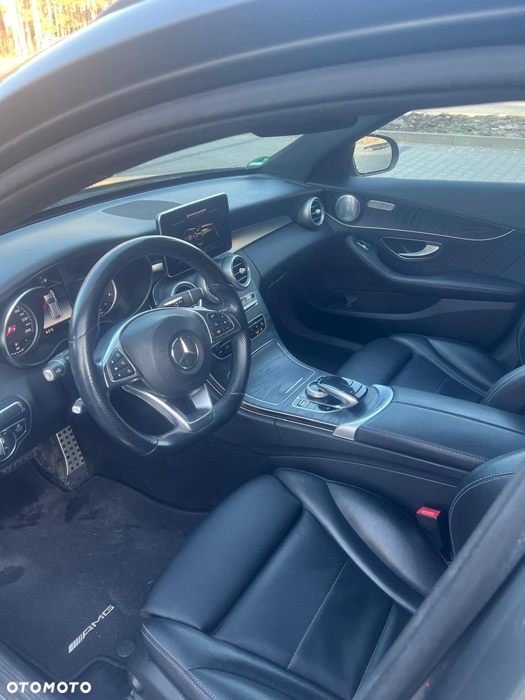 Mercedes-Benz Klasa C 250 d 4Matic 9G-TRONIC AMG Line - 12