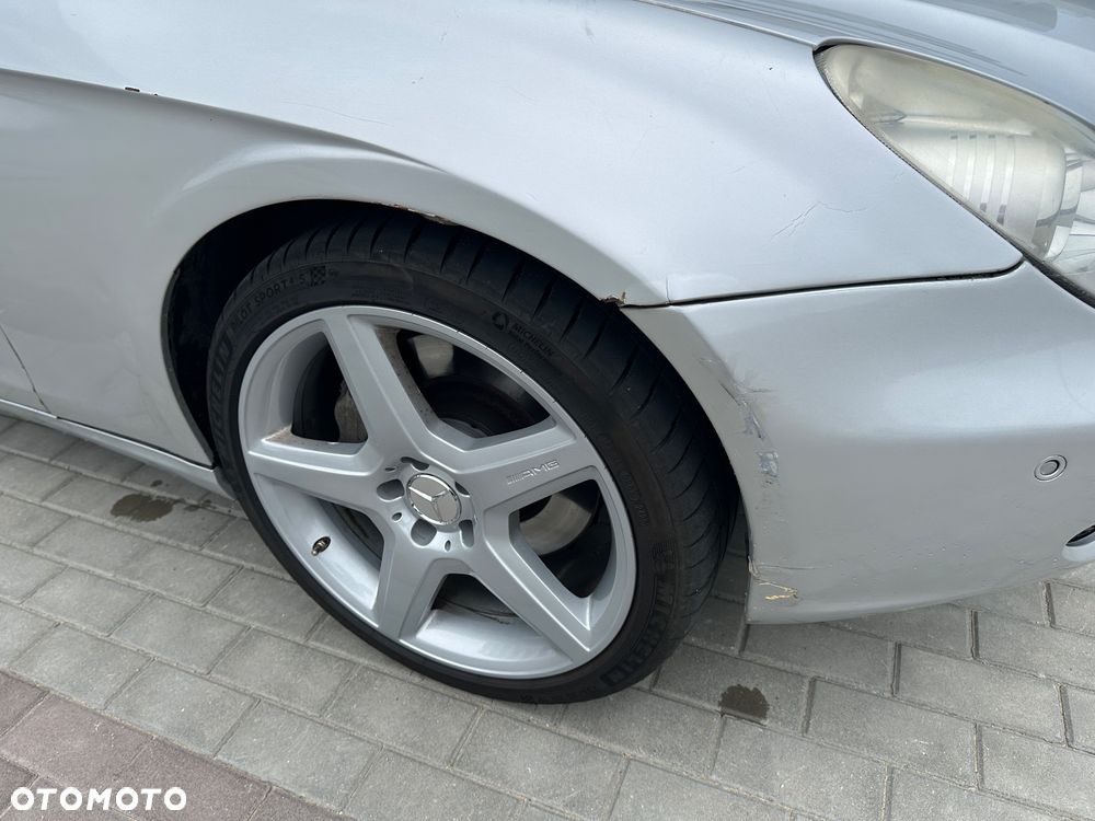 Mercedes-Benz CLS 500 - 12