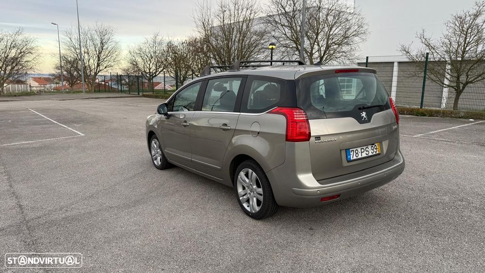 Peugeot 5008 1.6 HDi Executive JLL17 - 2