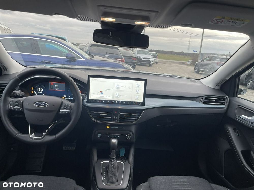 Ford Focus 1.0 EcoBoost Hybrid ST-LINE - 10