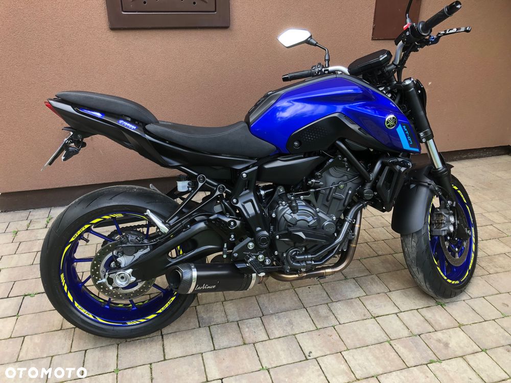 Yamaha MT - 2