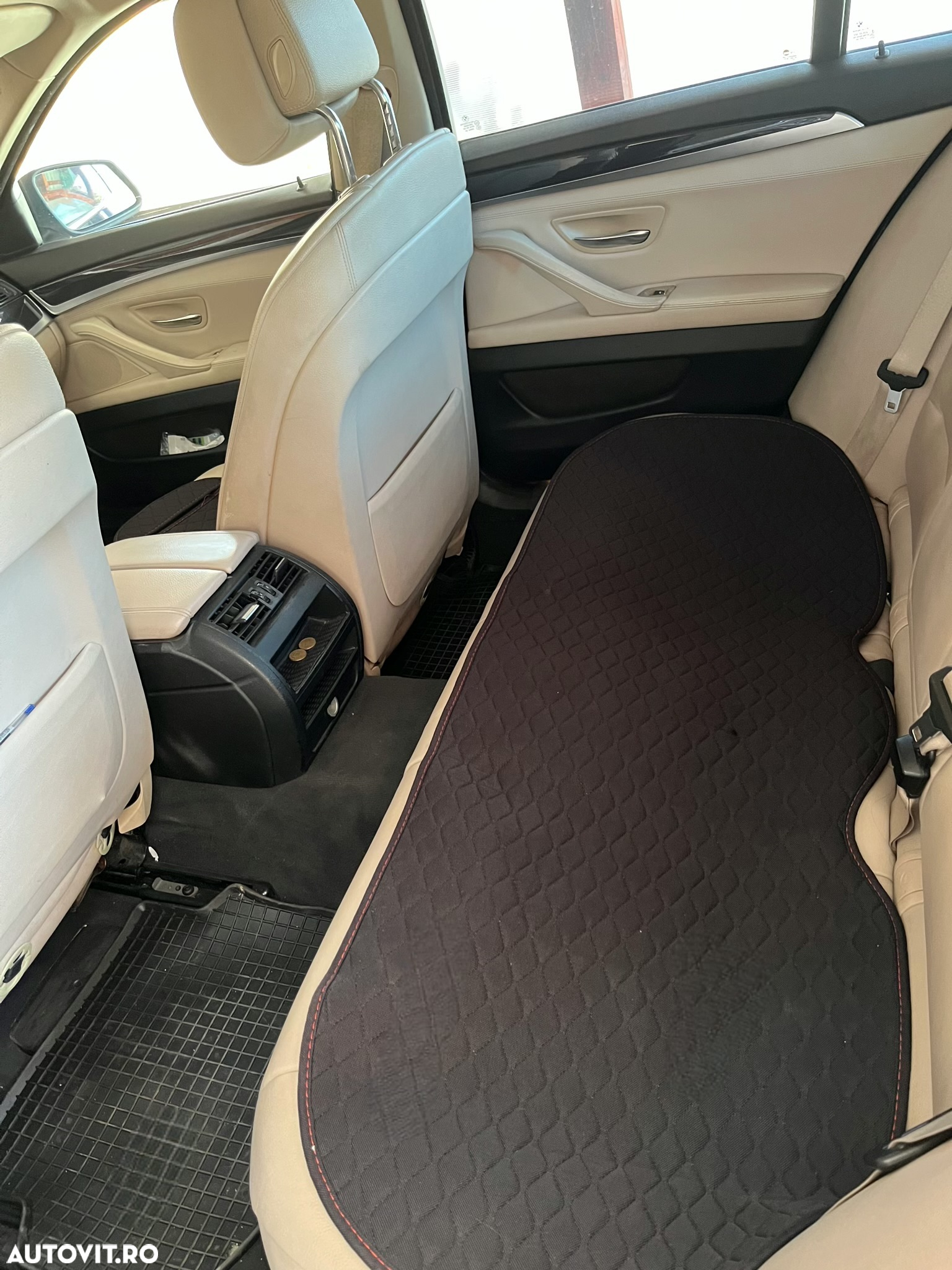 BMW Seria 5 520d Touring - 3