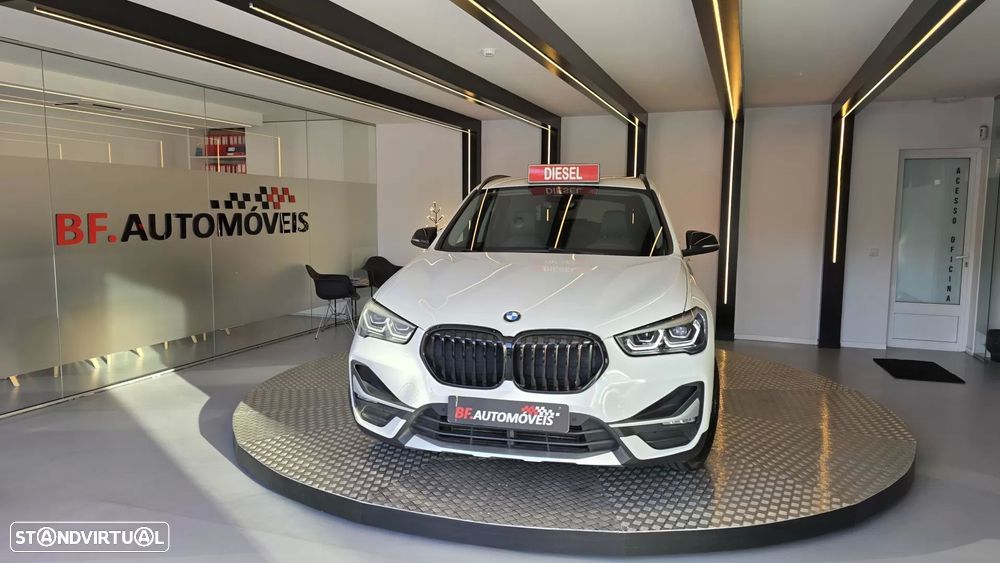 BMW X1 16 d sDrive Auto Line Sport - 10