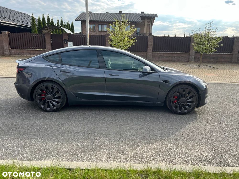 Tesla Model 3 Langstreckenbatterie Allradantrieb Dual Motor - 5