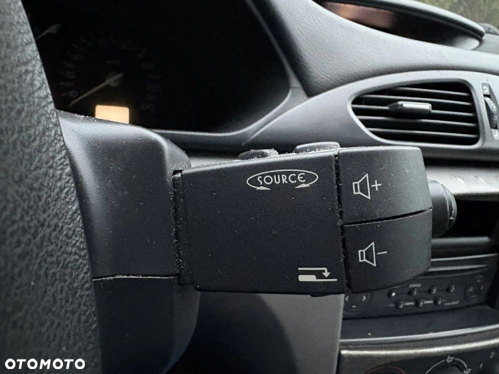 Renault Laguna II 1.9 dCi Expression - 18