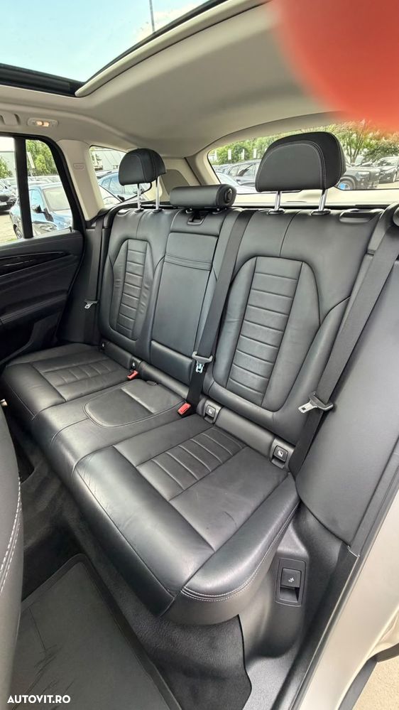 BMW iX3 Standard - 15