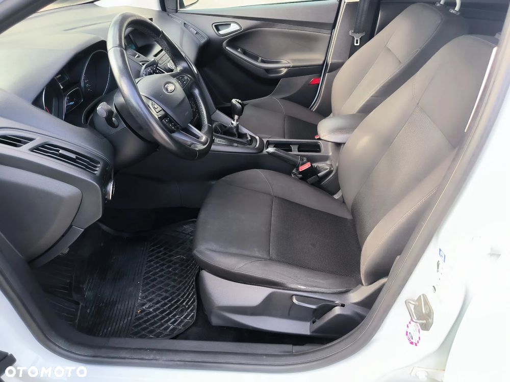 Ford Focus - 5