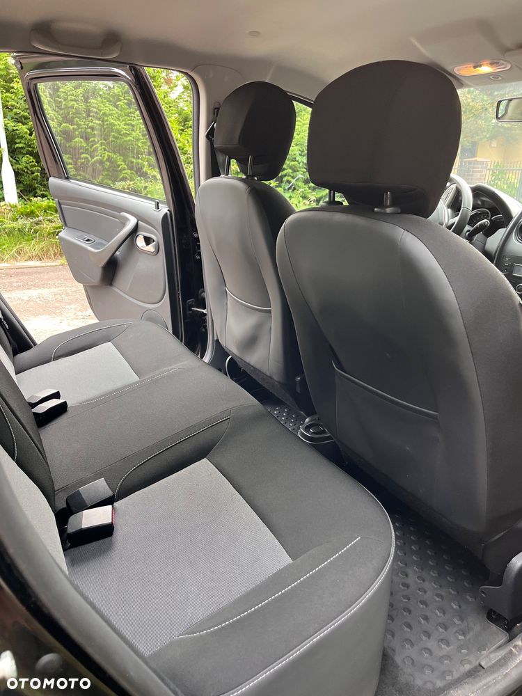 Dacia Duster 1.6 SCe Laureate S&S - 8