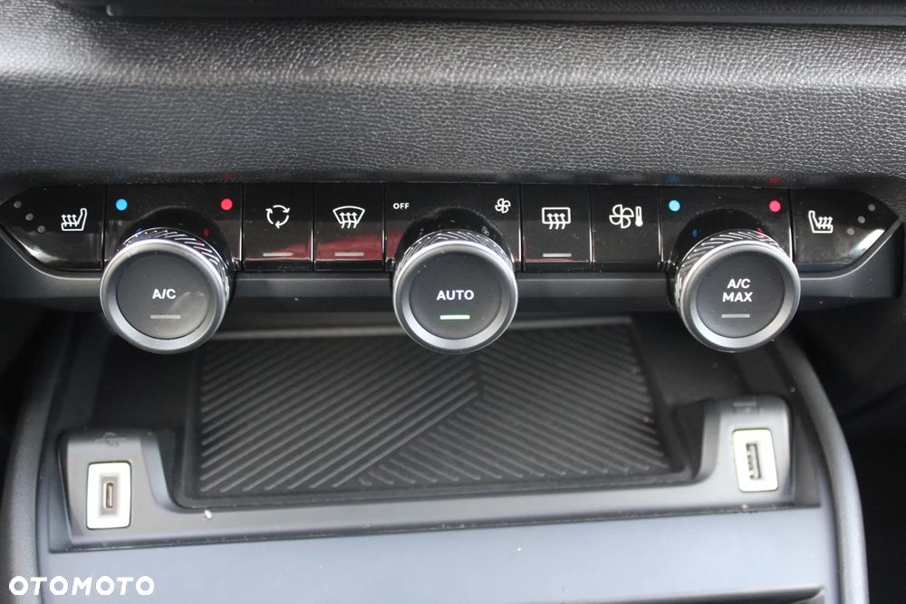 Citroën C4 1.2 PureTech Shine S&S - 25