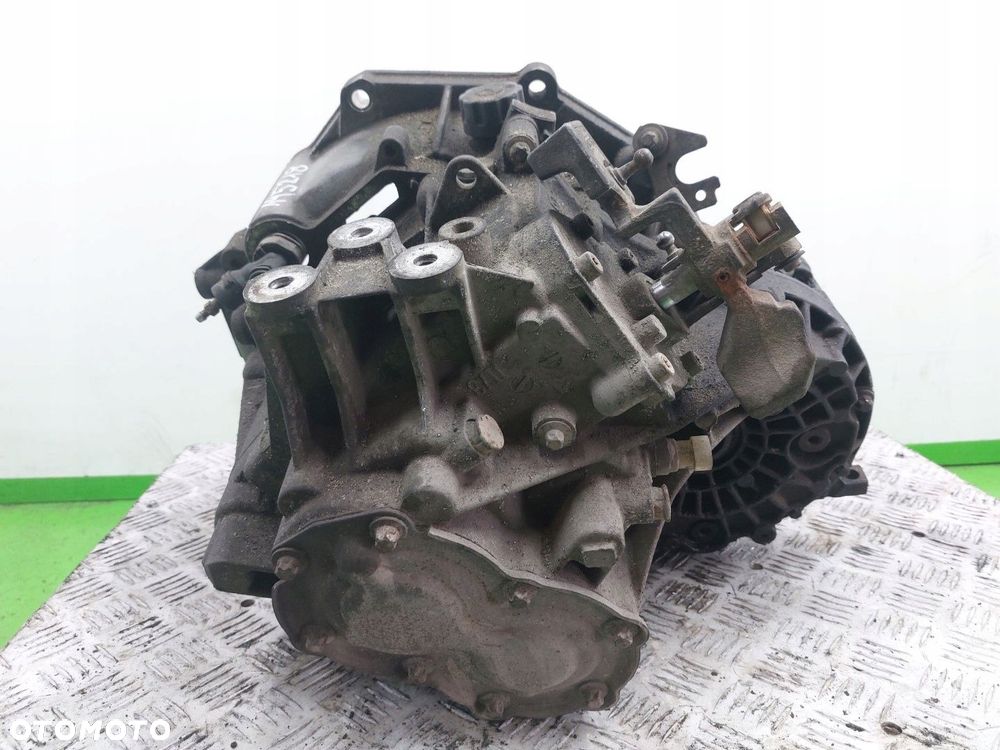 Skrzynia biegów Manualna Chevrolet HHR 2005-2011 2,4 B 61YEC 07124037 - 7