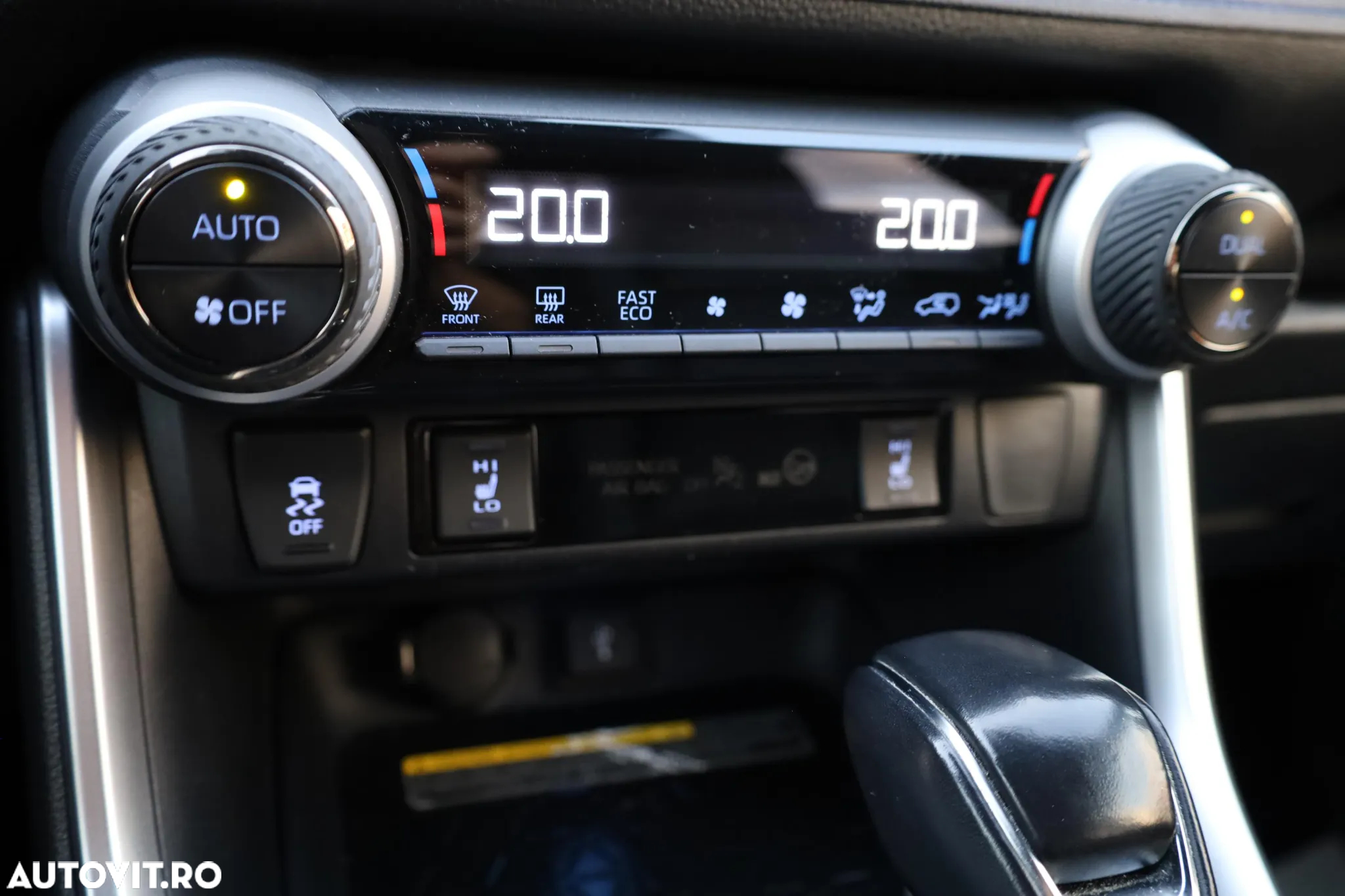 Toyota RAV4 2.5 4x2 Hybrid Style Selection - 11