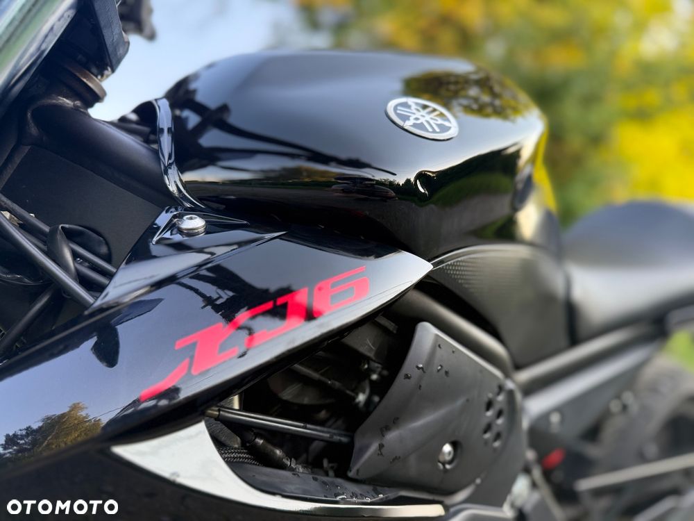 Yamaha XJ - 9