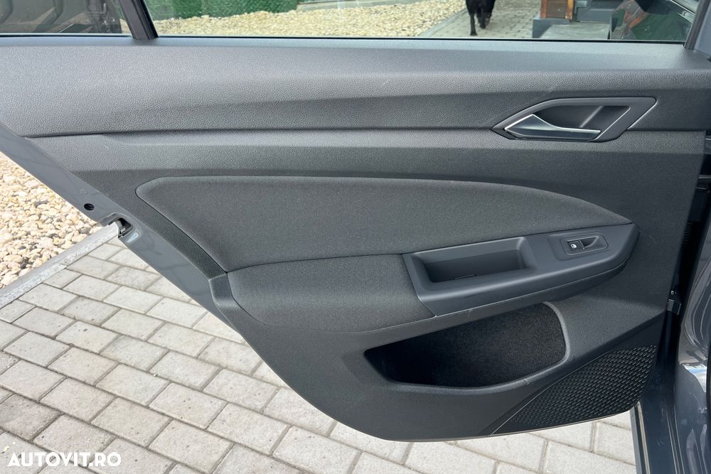 Volkswagen Golf 2.0 TDI SCR DSG Highline - 24