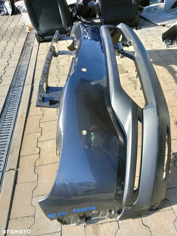 Mazda MX30 zderzak przedni PDC - 3