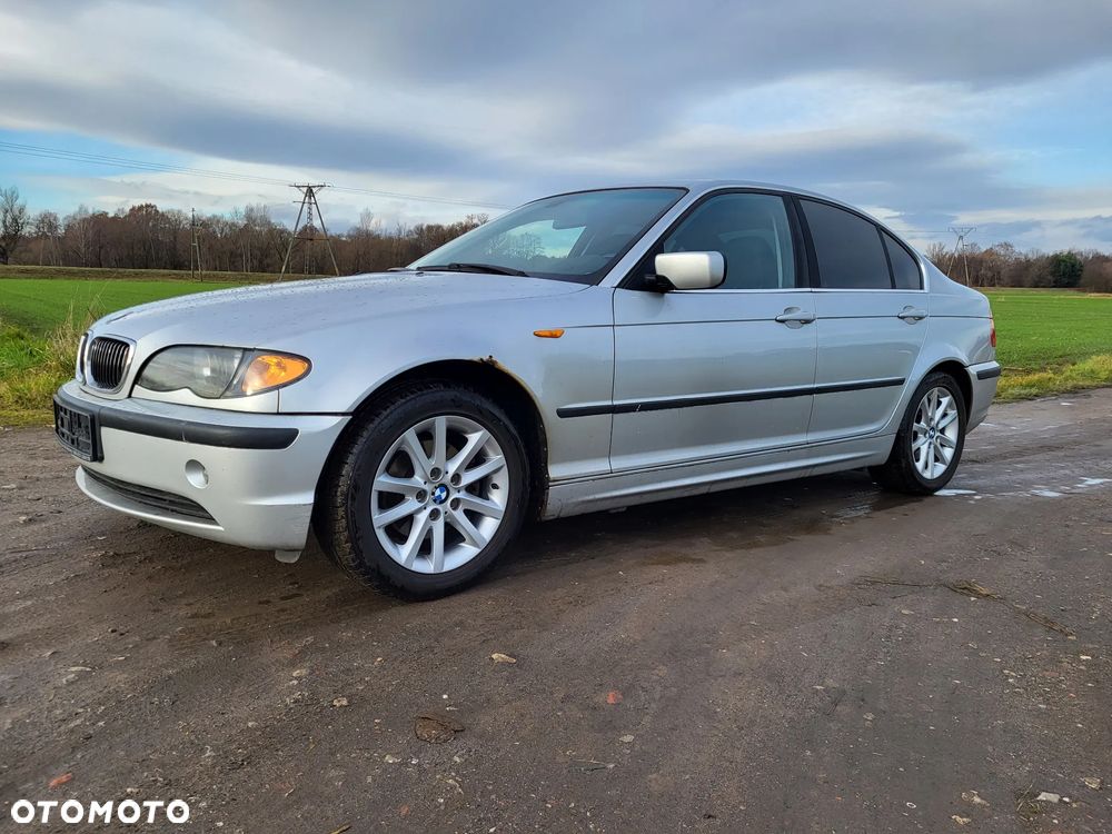 BMW Seria 3 325i - 2