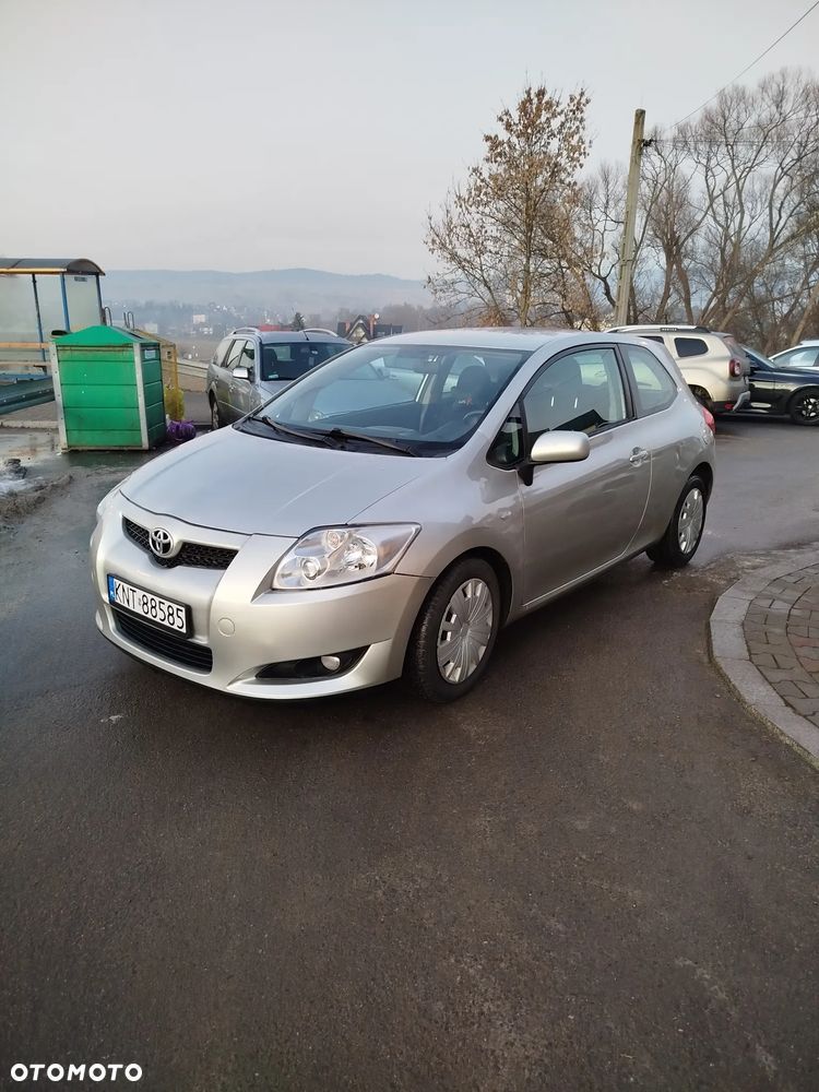Toyota Auris 2.0 D-4D Sol - 4