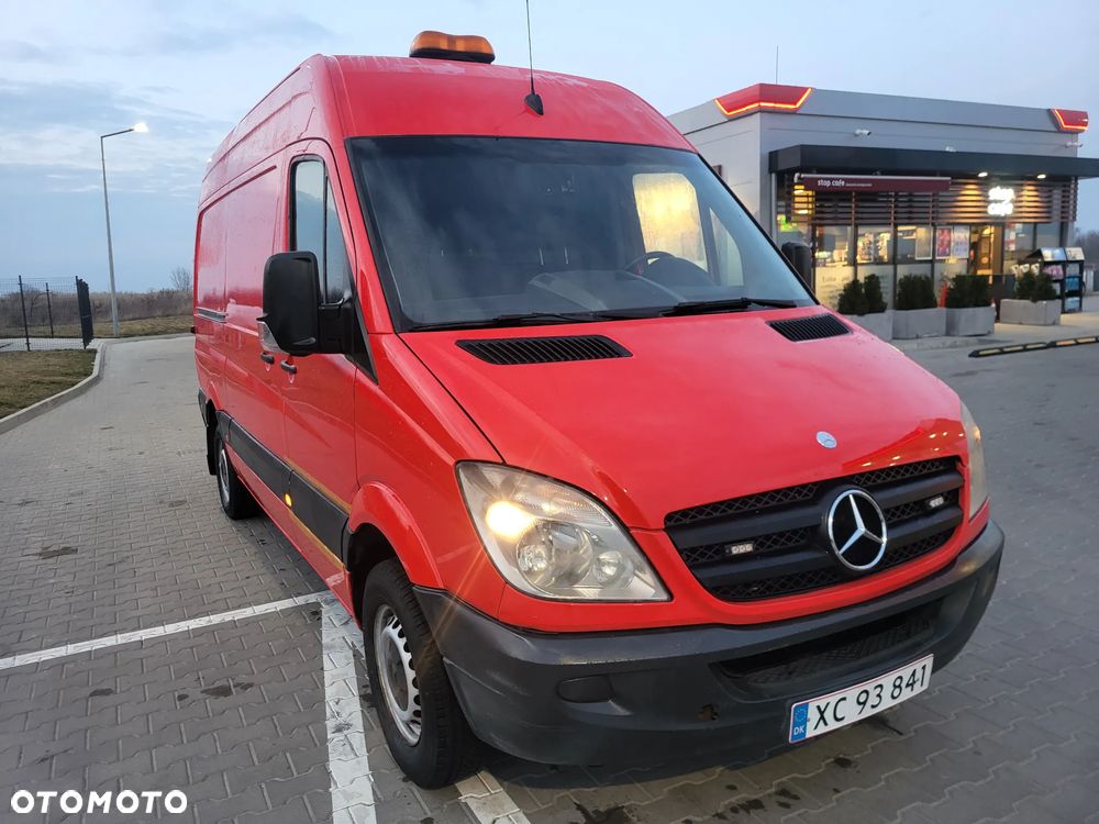 Mercedes-Benz Sprinter - 19