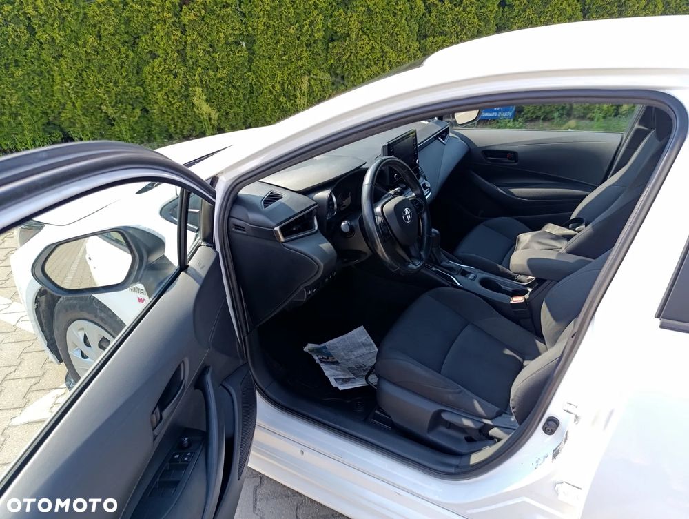 Toyota Corolla 1.8 Hybrid Comfort - 18