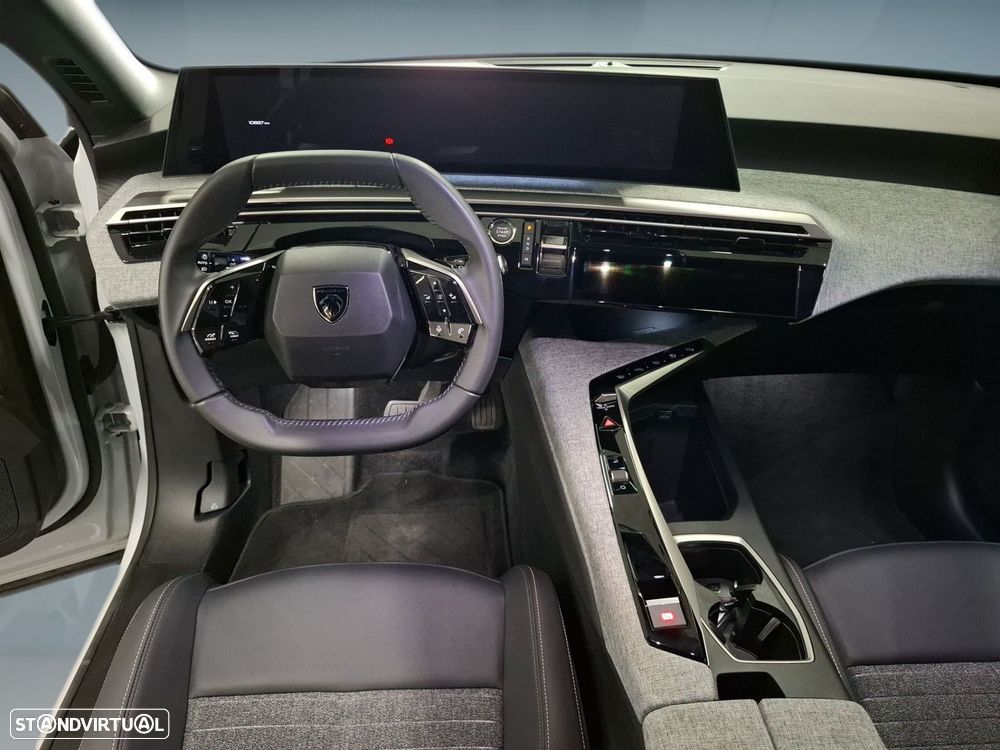 Peugeot 3008 1.2 Hybrid Allure e-DCS6 - 13