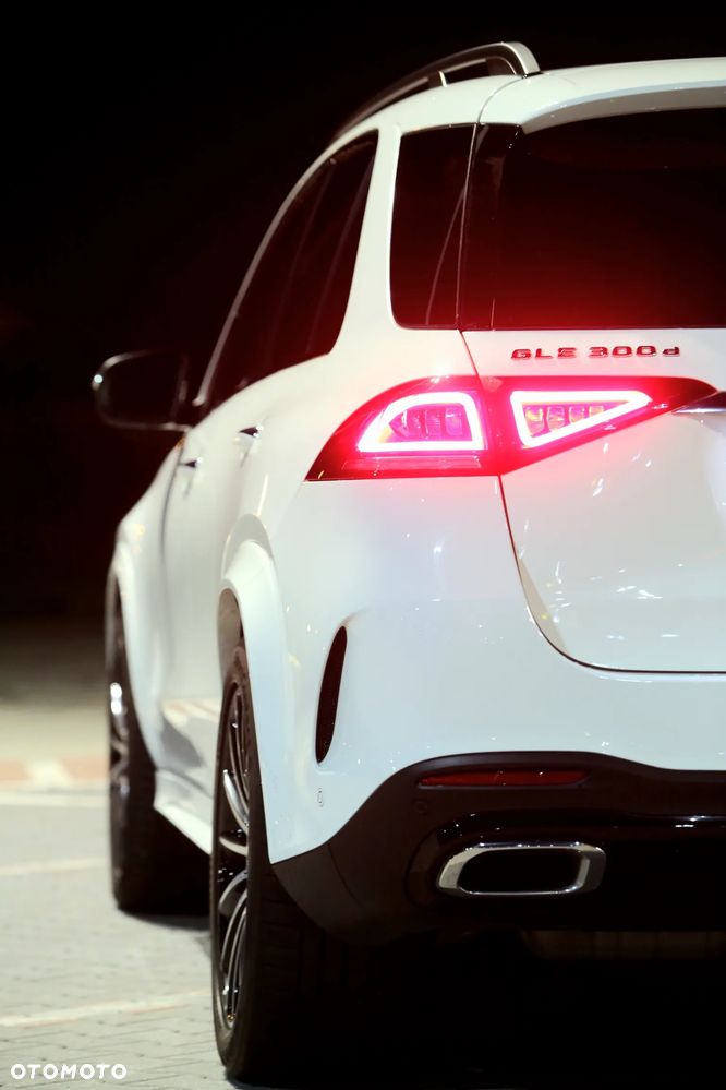 Mercedes-Benz GLE 300 d 4-Matic - 5