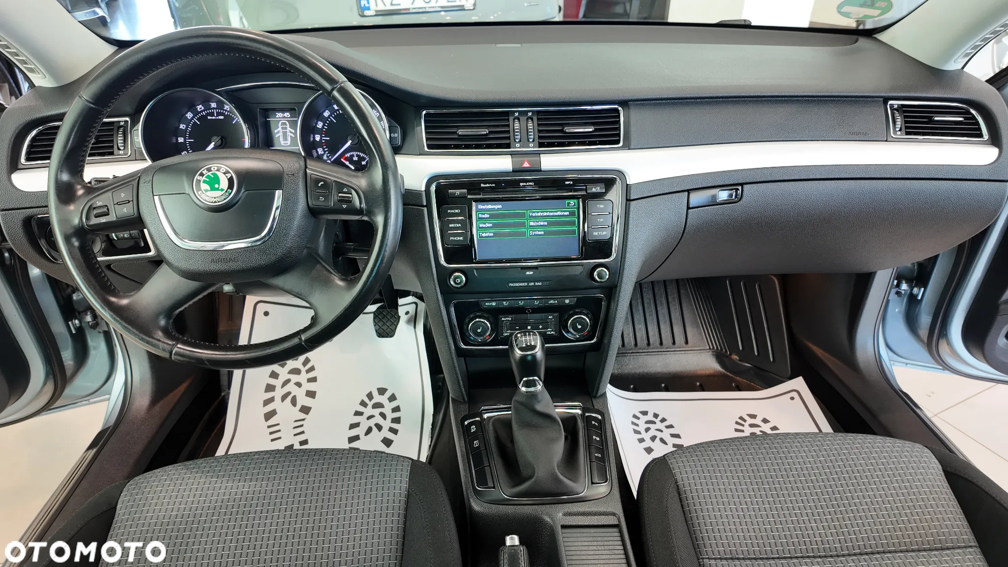 Skoda Superb 2.0 TDI Ambition - 32