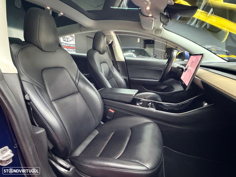 Tesla Model 3 Long Range AWD Dual Motor - 24