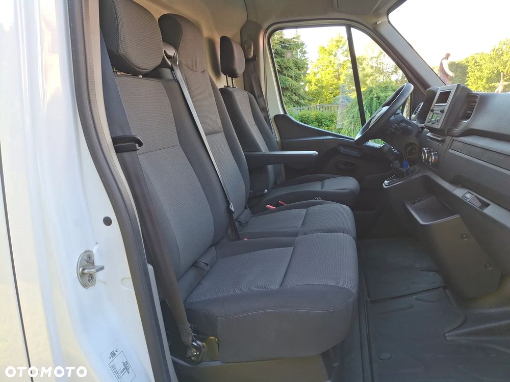 Renault Master 2.3 D  145 KM Salon PL - 16