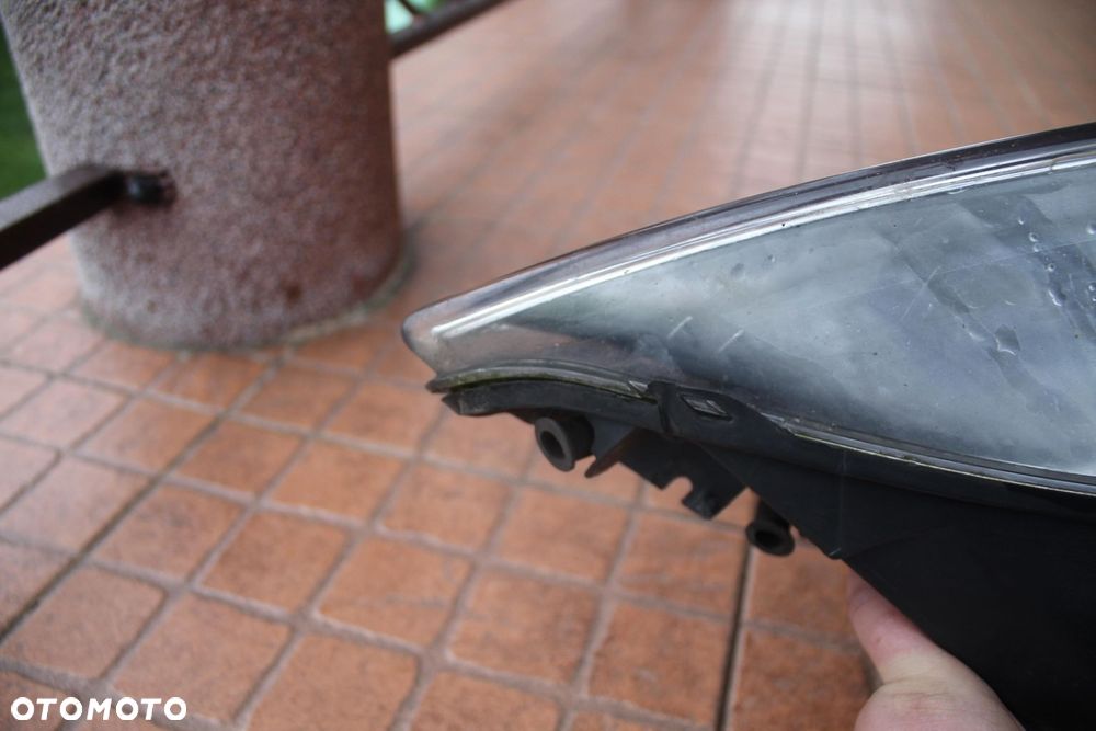 Lampa lewy przód EU Ford Mondeo MK4 PARUJE - 6