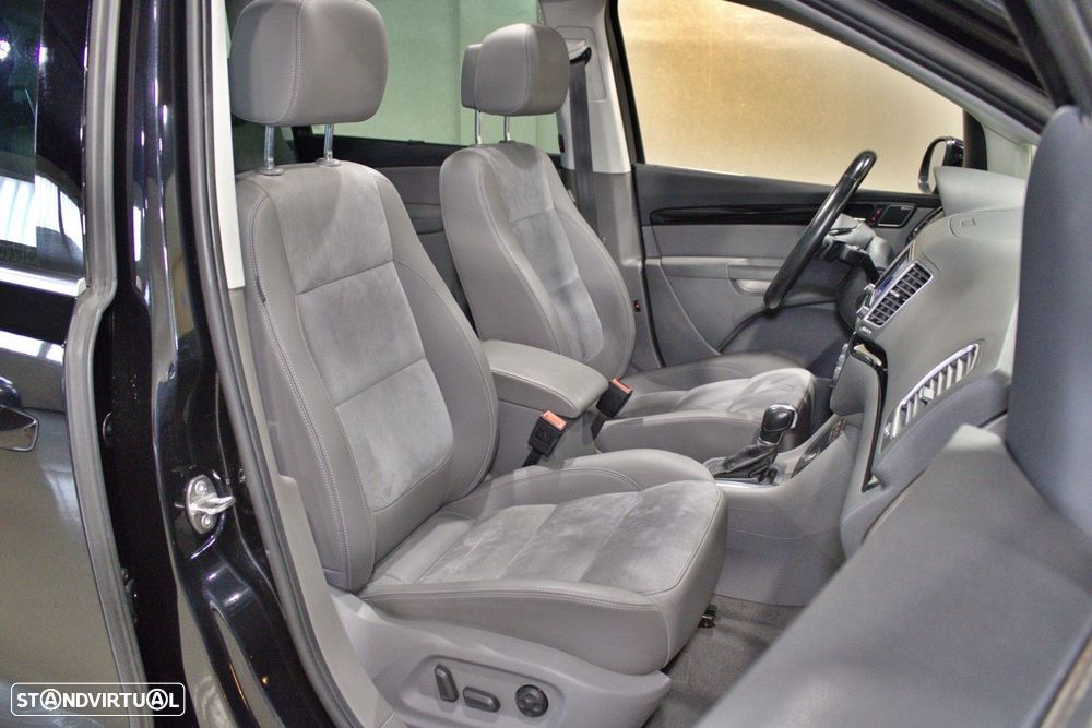 VW Sharan 2.0 TDI Blue Highline DSG - 16