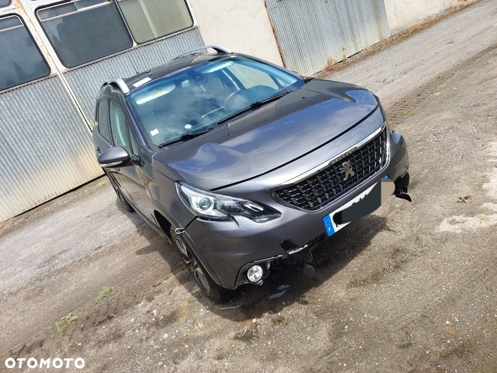 Peugeot 2008 - 6