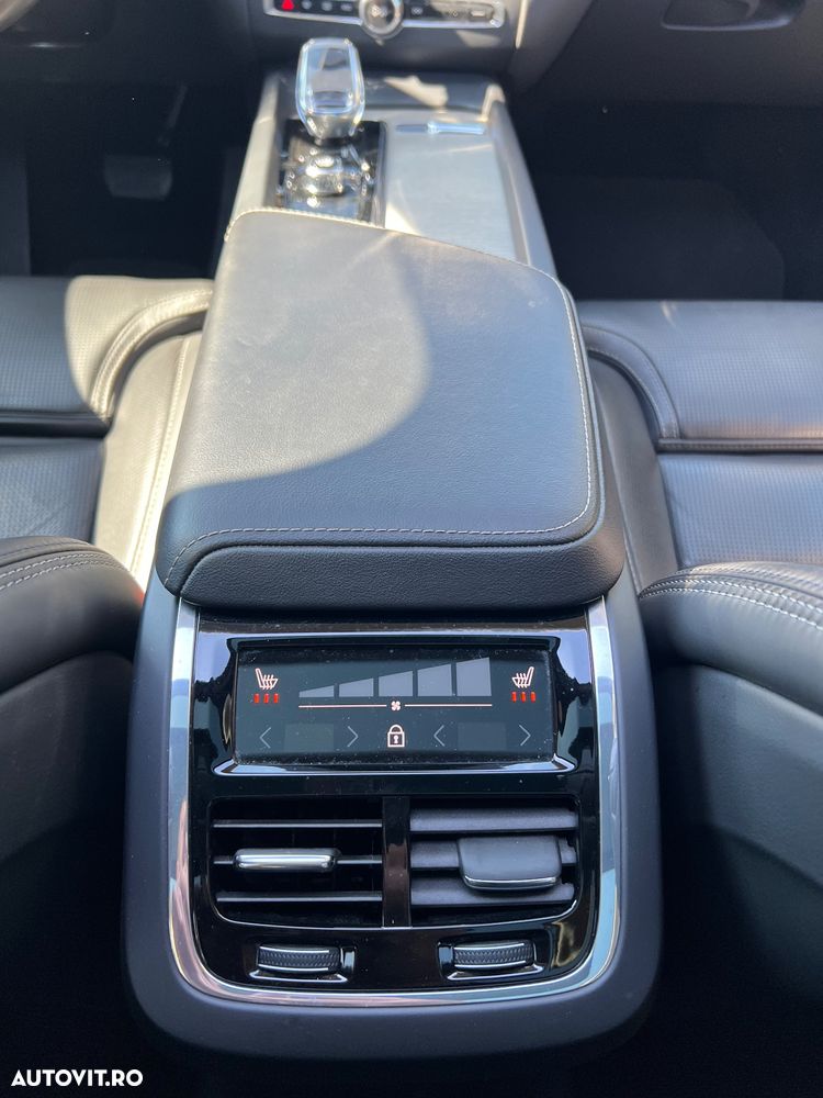 Volvo XC 60 B5 D AWD Geartronic Inscription - 26