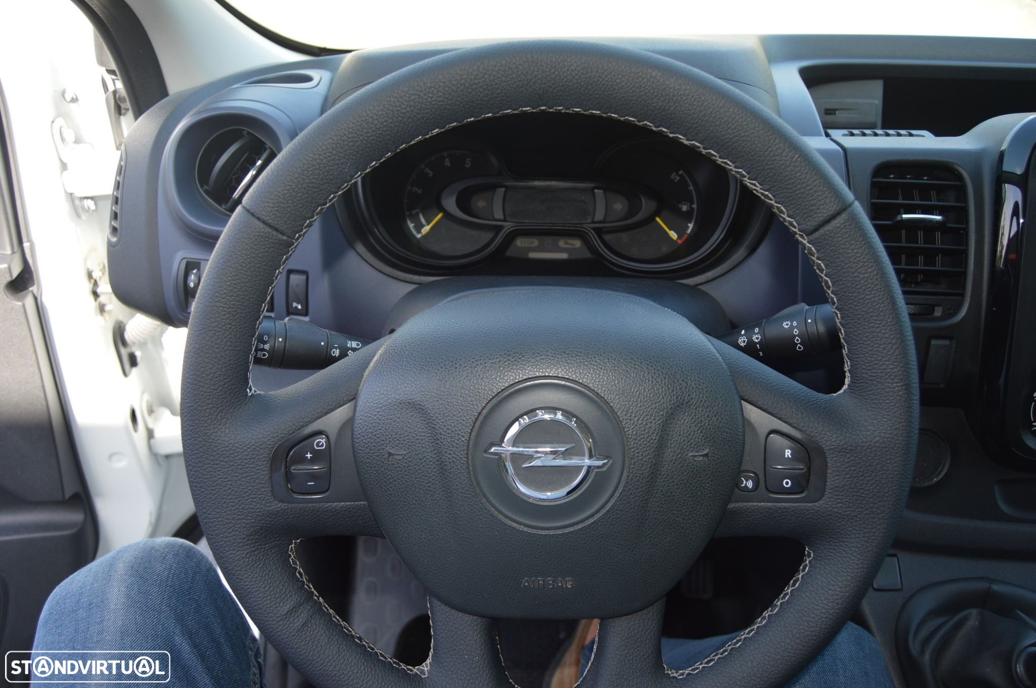 Opel Vivaro 1.6 CDTi L2H1 2.9T - 24