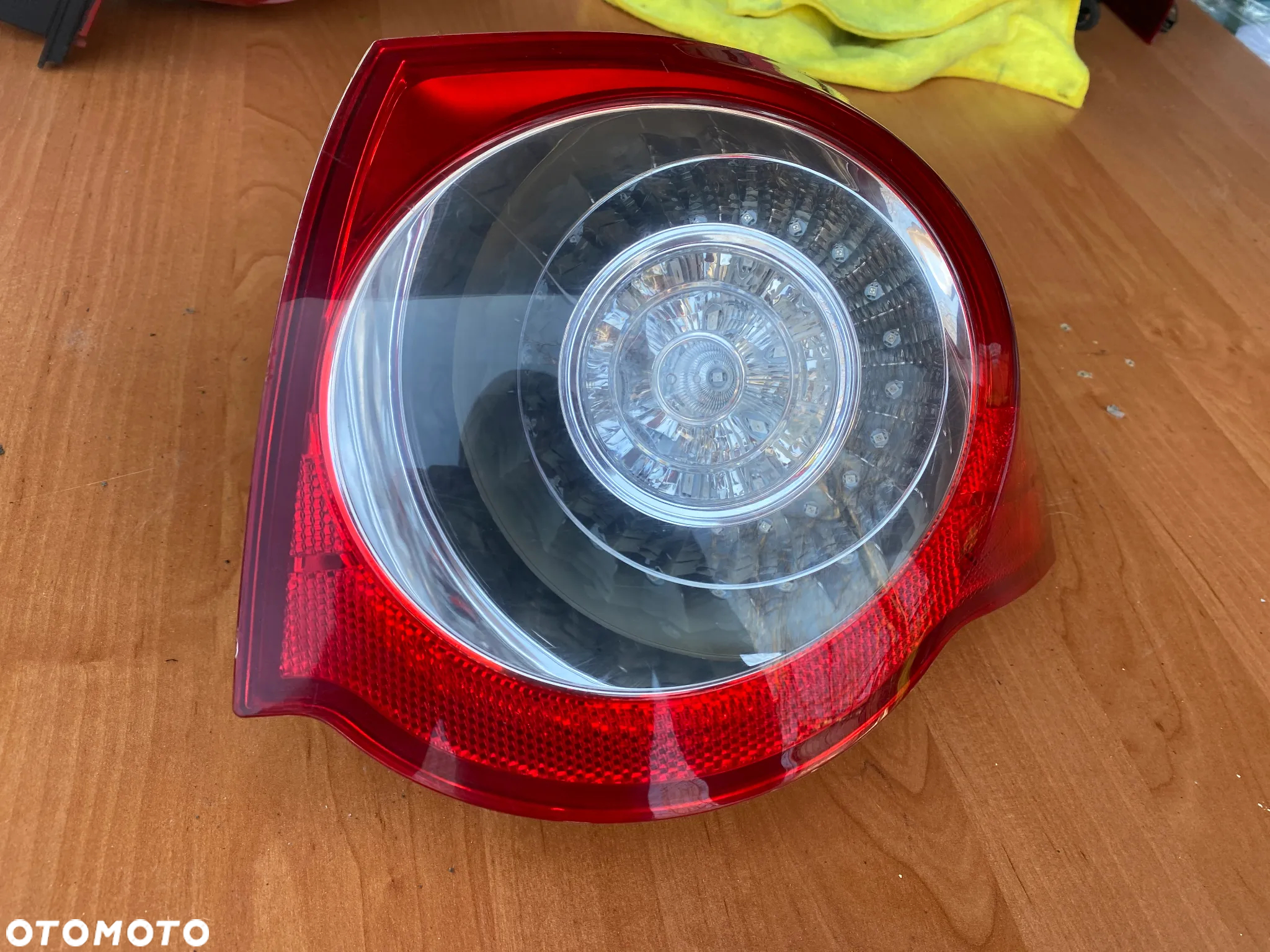 LAMPA TYŁ TYLNA PRAWA  VW PASSAT B6 KOMBI - 10