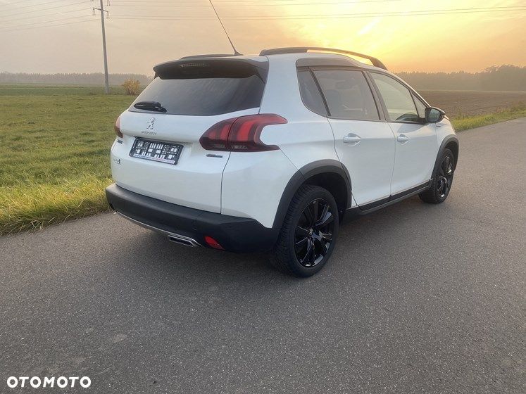 Peugeot 2008 PureTech 110 Stop&Start EAT6 GT-Line Edition - 12