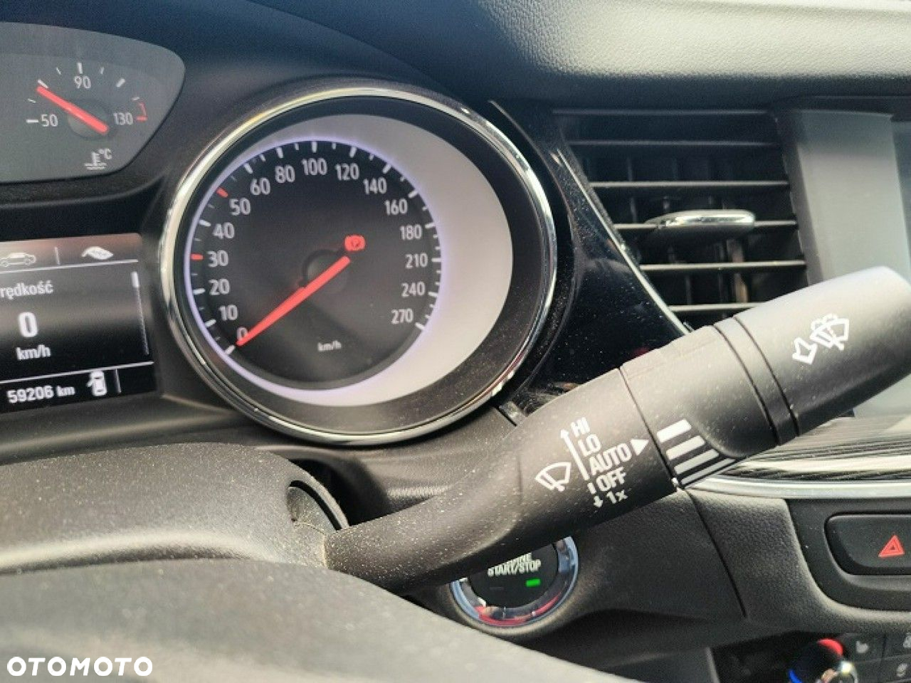 Opel Insignia - 24