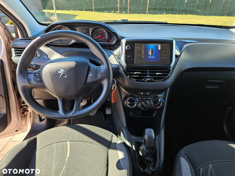 Peugeot 208 82 PureTech Style - 7